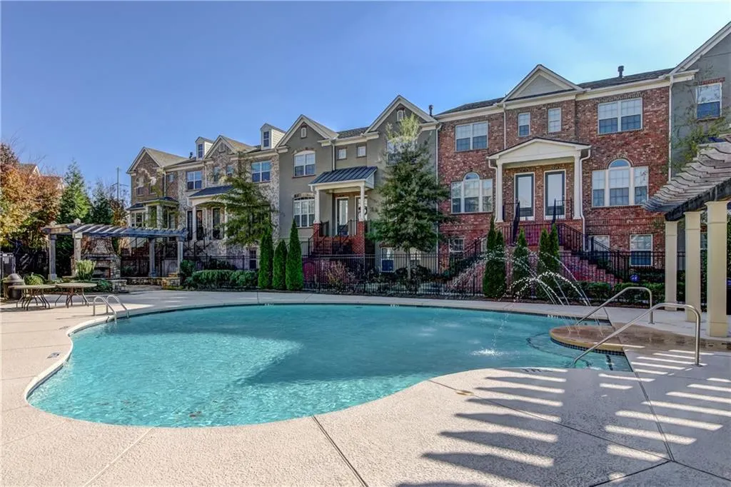 318 Alderwood Lane Lane, Atlanta, Georgia 30328, 3 Bedrooms Bedrooms, ,3 BathroomsBathrooms,Residential,Sold,318 Alderwood Lane Lane,6102886