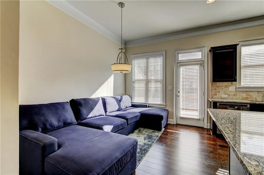 318 Alderwood Lane Lane, Atlanta, Georgia 30328, 3 Bedrooms Bedrooms, ,3 BathroomsBathrooms,Residential,Sold,318 Alderwood Lane Lane,6102886