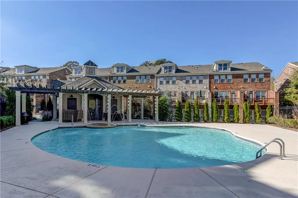 318 Alderwood Lane Lane, Atlanta, Georgia 30328, 3 Bedrooms Bedrooms, ,3 BathroomsBathrooms,Residential,Sold,318 Alderwood Lane Lane,6102886