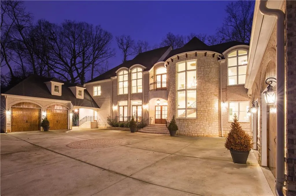3620 Cloudland Drive Nw, Atlanta, Georgia 30327, 6 Bedrooms Bedrooms, ,6 BathroomsBathrooms,Residential,Sold,3620 Cloudland Drive Nw,5932684