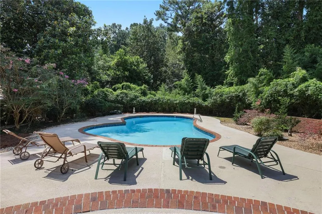 7570 Chaparral Drive, Atlanta, Georgia 30350, 4 Bedrooms Bedrooms, ,3 BathroomsBathrooms,Residential,For Sale,7570 Chaparral Drive,7657627