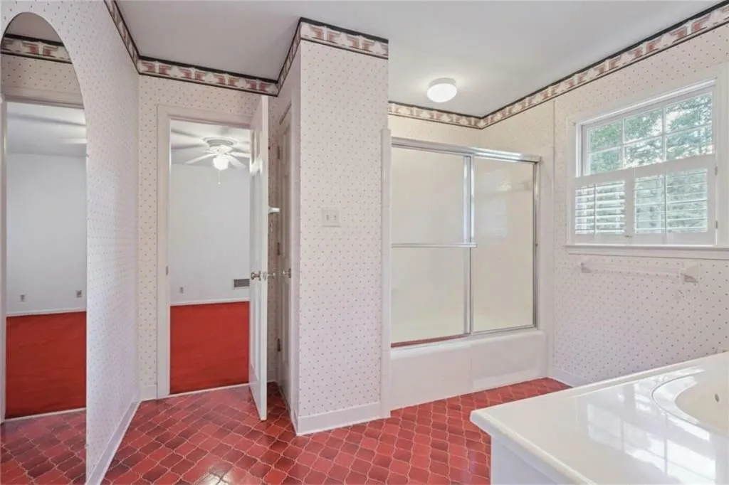 7570 Chaparral Drive, Atlanta, Georgia 30350, 4 Bedrooms Bedrooms, ,3 BathroomsBathrooms,Residential,For Sale,7570 Chaparral Drive,7657627