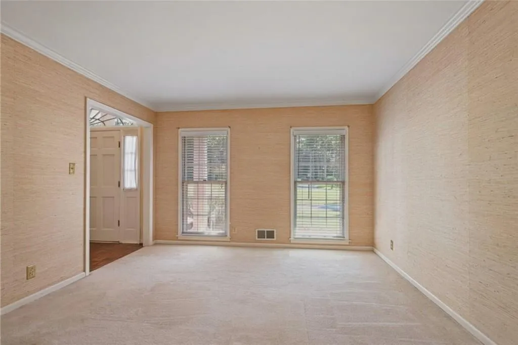 7570 Chaparral Drive, Atlanta, Georgia 30350, 4 Bedrooms Bedrooms, ,3 BathroomsBathrooms,Residential,For Sale,7570 Chaparral Drive,7657627