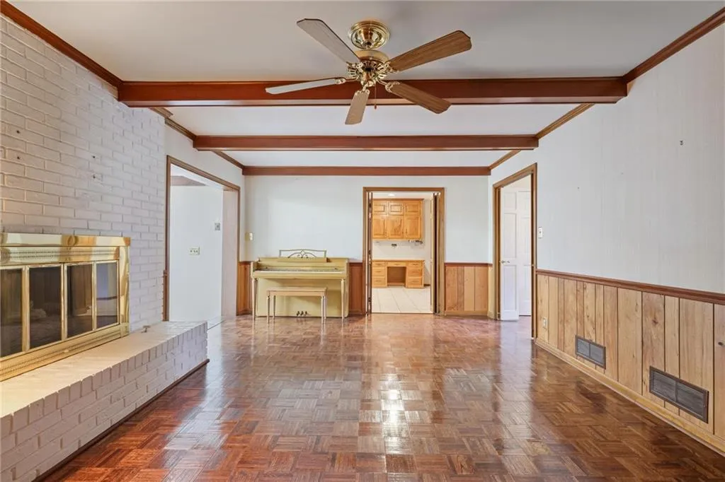 7570 Chaparral Drive, Atlanta, Georgia 30350, 4 Bedrooms Bedrooms, ,3 BathroomsBathrooms,Residential,For Sale,7570 Chaparral Drive,7657627