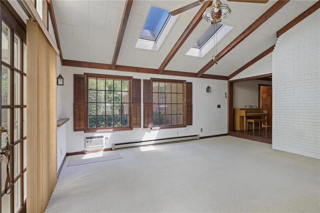 7570 Chaparral Drive, Atlanta, Georgia 30350, 4 Bedrooms Bedrooms, ,3 BathroomsBathrooms,Residential,For Sale,7570 Chaparral Drive,7657627