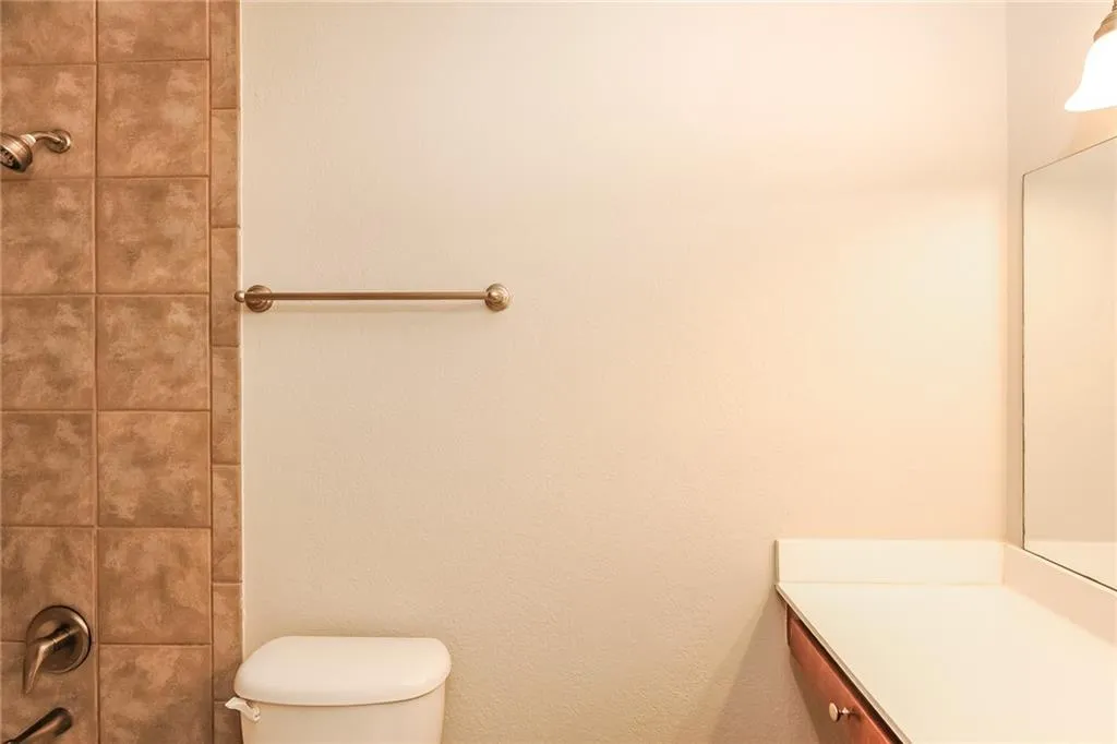 155 N River Drive Unit A, Atlanta, Georgia 30350, 2 Bedrooms Bedrooms, ,2 BathroomsBathrooms,Residential,Sold,155 N River Drive Unit A,7061286