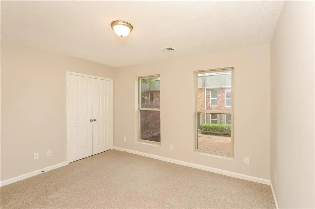 155 N River Drive Unit A, Atlanta, Georgia 30350, 2 Bedrooms Bedrooms, ,2 BathroomsBathrooms,Residential,Sold,155 N River Drive Unit A,7061286