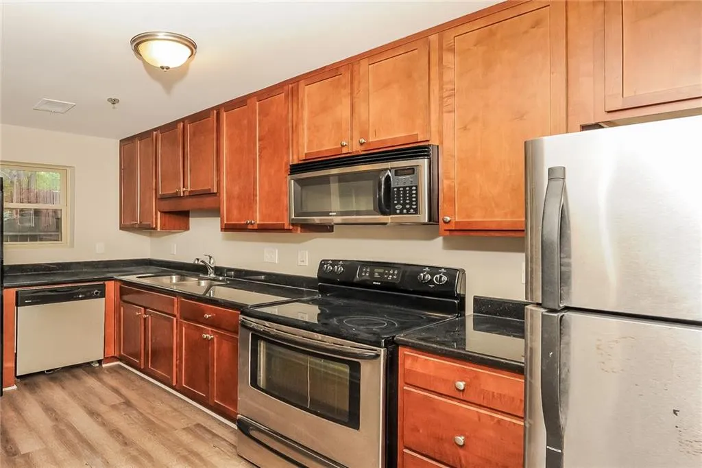 155 N River Drive Unit A, Atlanta, Georgia 30350, 2 Bedrooms Bedrooms, ,2 BathroomsBathrooms,Residential,Sold,155 N River Drive Unit A,7061286