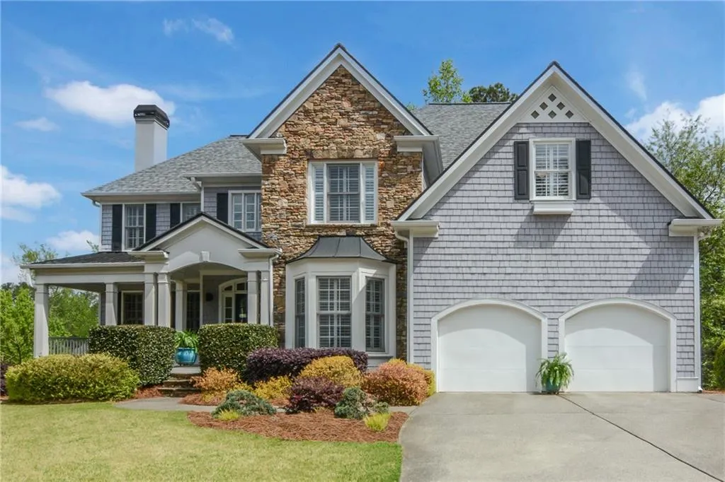 520 Redding View Court, Atlanta, Georgia 30328, 4 Bedrooms Bedrooms, ,3 BathroomsBathrooms,Residential,For Sale,520 Redding View Court,7719244