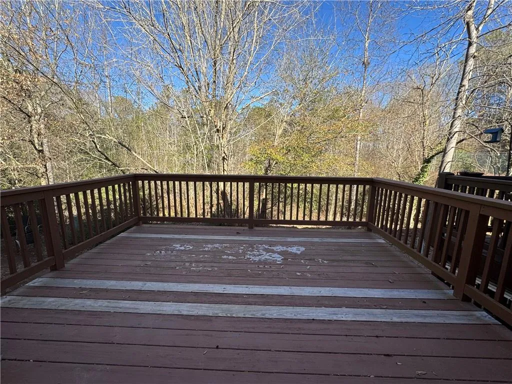 2104 Queen Anne Court, Sandy Springs, Georgia 30350, 3 Bedrooms Bedrooms, ,3 BathroomsBathrooms,Residential,For Sale,2104 Queen Anne Court,7682252