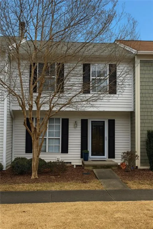 2104 Queen Anne Court, Sandy Springs, Georgia 30350, 3 Bedrooms Bedrooms, ,3 BathroomsBathrooms,Residential,For Sale,2104 Queen Anne Court,7682252