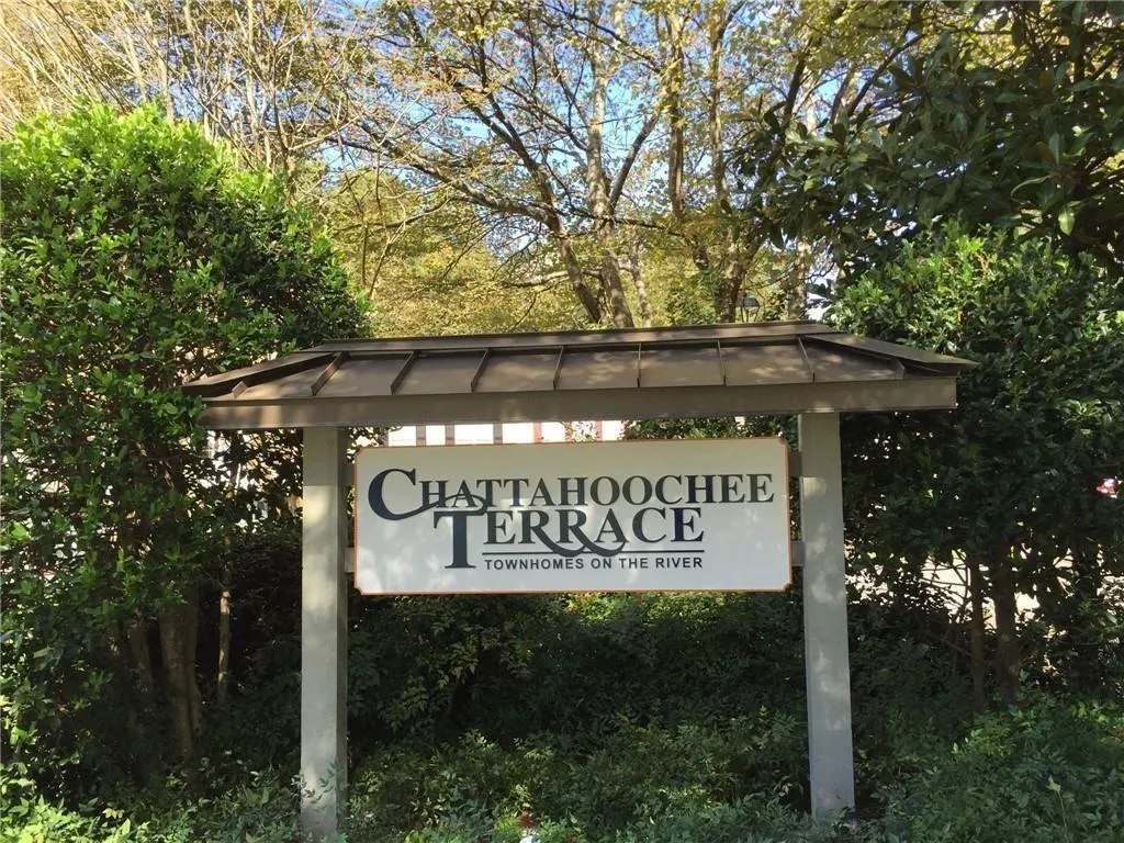 2104 Queen Anne Court, Sandy Springs, Georgia 30350, 3 Bedrooms Bedrooms, ,3 BathroomsBathrooms,Residential,For Sale,2104 Queen Anne Court,7682252