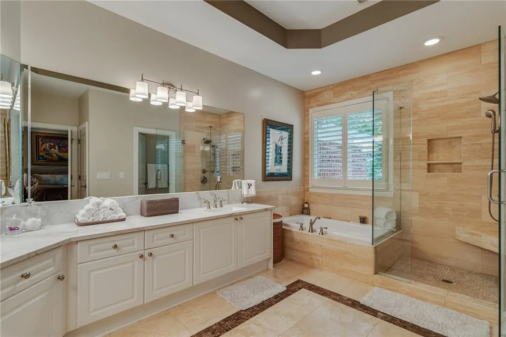 5964 Reddington Way, Sandy Springs, Georgia 30328, 3 Bedrooms Bedrooms, ,3 BathroomsBathrooms,Residential,Sold,5964 Reddington Way,6066702
