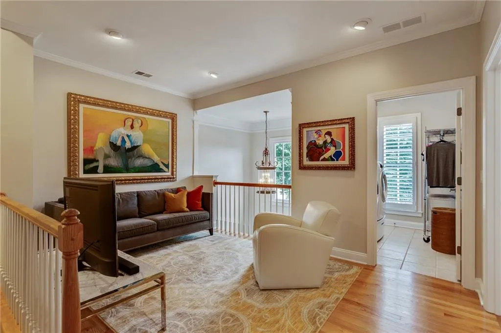 5964 Reddington Way, Sandy Springs, Georgia 30328, 3 Bedrooms Bedrooms, ,3 BathroomsBathrooms,Residential,Sold,5964 Reddington Way,6066702