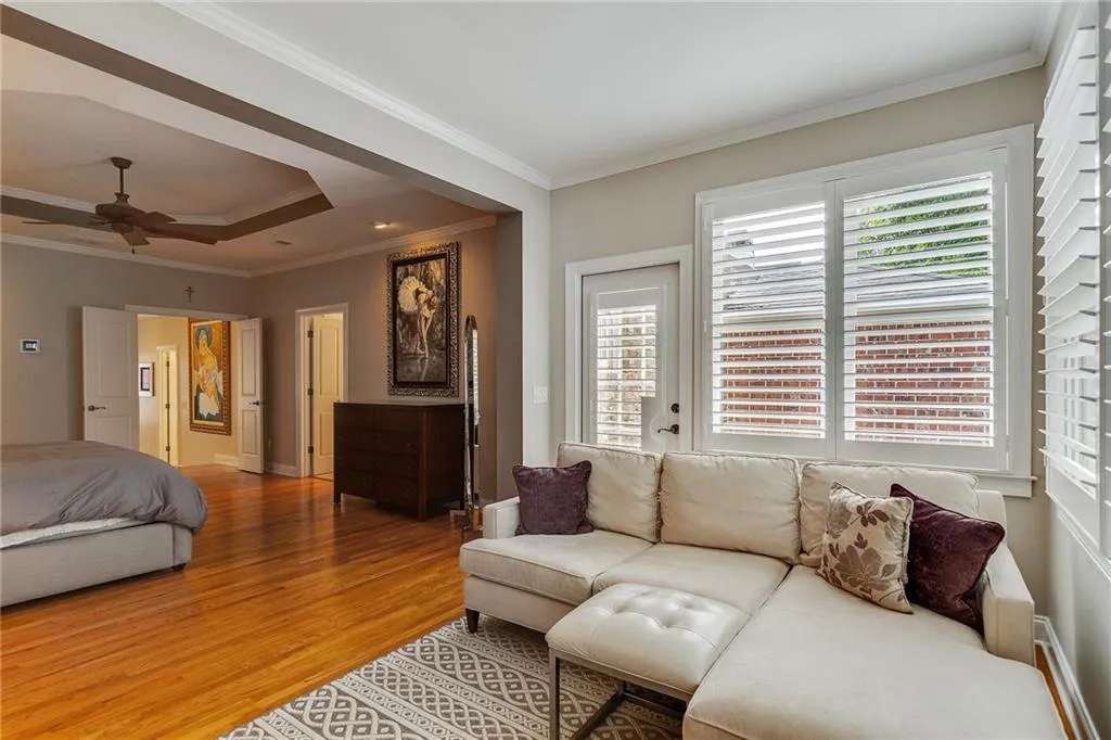 5964 Reddington Way, Sandy Springs, Georgia 30328, 3 Bedrooms Bedrooms, ,3 BathroomsBathrooms,Residential,Sold,5964 Reddington Way,6066702