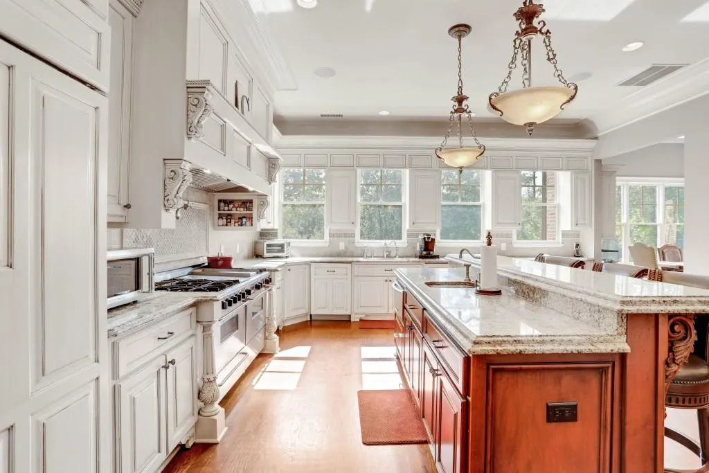 5507 Long Island Drive Nw, Atlanta, Georgia 30327, 7 Bedrooms Bedrooms, ,7 BathroomsBathrooms,Residential,Sold,5507 Long Island Drive Nw,6620783