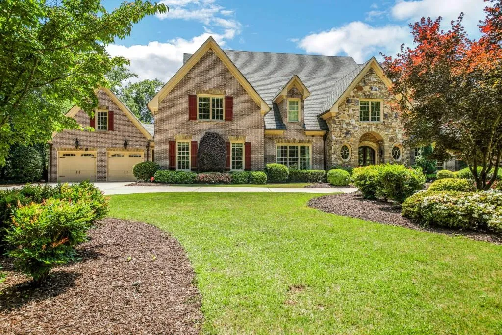 5507 Long Island Drive Nw, Atlanta, Georgia 30327, 7 Bedrooms Bedrooms, ,7 BathroomsBathrooms,Residential,Sold,5507 Long Island Drive Nw,6620783