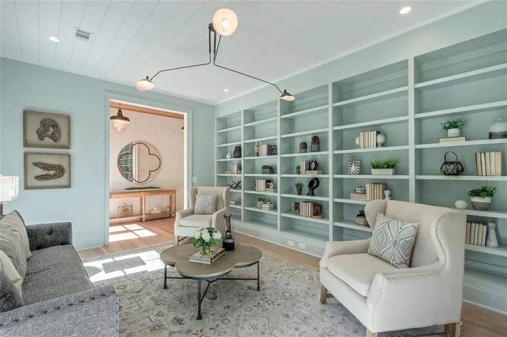 525 Riverside Parkway, Sandy Springs, Georgia 30328, 6 Bedrooms Bedrooms, ,5 BathroomsBathrooms,Residential,Sold,525 Riverside Parkway,6963774