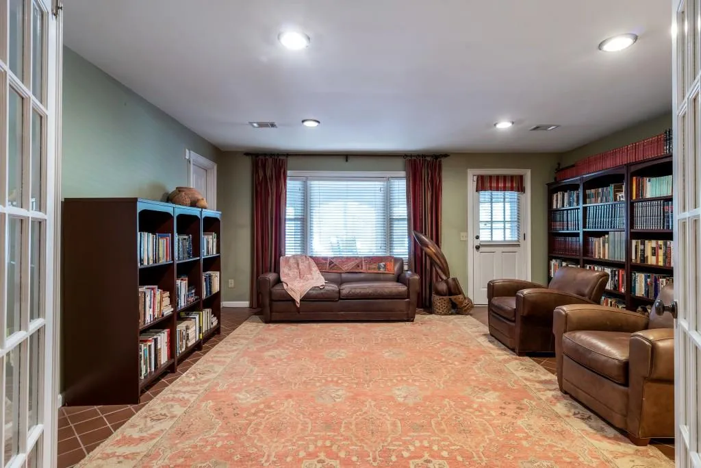 7900 Fawndale Way, Atlanta, Georgia 30350, 5 Bedrooms Bedrooms, ,4 BathroomsBathrooms,Residential,Sold,7900 Fawndale Way,6525904