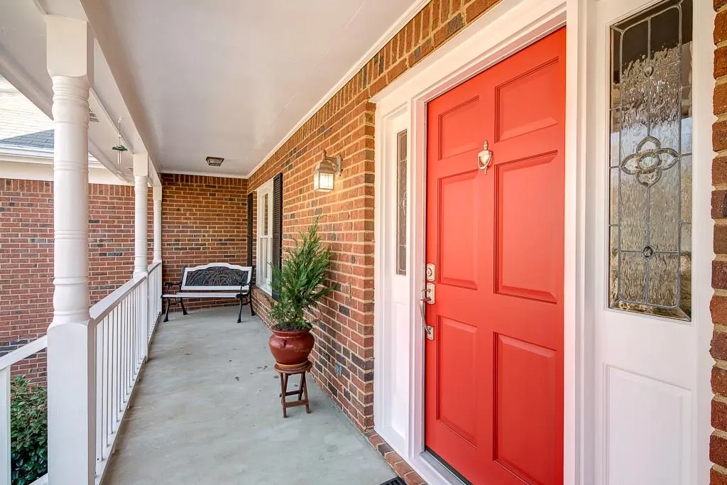 5065 Magnolia Bluff Drive, Sandy Springs, Georgia 30350, 4 Bedrooms Bedrooms, ,3 BathroomsBathrooms,Residential,Sold,5065 Magnolia Bluff Drive,5801367
