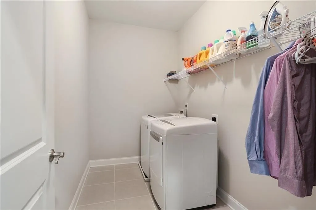 53 Winslow Street, Atlanta, Georgia 30328, 4 Bedrooms Bedrooms, ,4 BathroomsBathrooms,Residential,Sold,53 Winslow Street,6728152