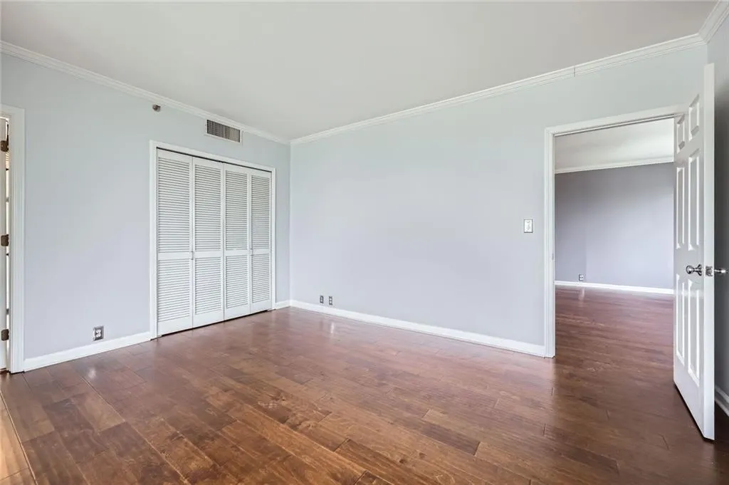 3481 Lakeside Drive Ne Unit 1107, Atlanta, Georgia 30326, 2 Bedrooms Bedrooms, ,2 BathroomsBathrooms,Residential,For Sale,3481 Lakeside Drive Ne Unit 1107,7585405