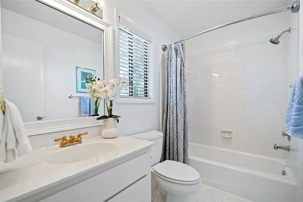 3rd Bedroom en-suite