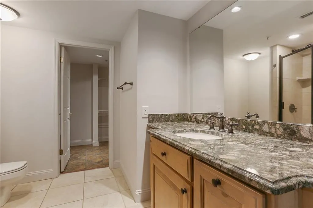 199 14th Street Ne Unit 812, Atlanta, Georgia 30309, 1 Bedroom Bedrooms, ,1 BathroomBathrooms,Residential,For Sale,199 14th Street Ne Unit 812,7644714