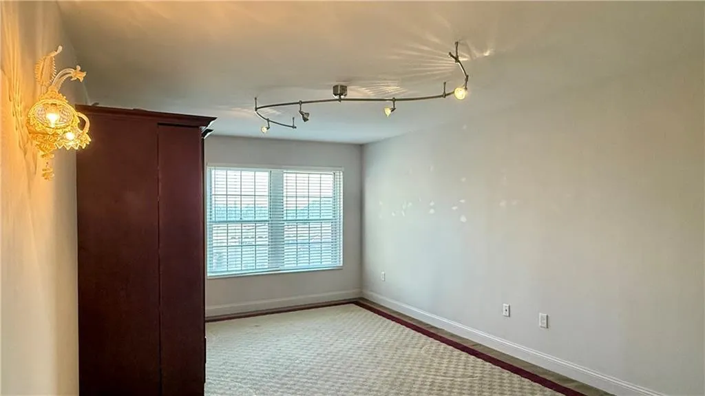 199 14th Street Ne Unit 812, Atlanta, Georgia 30309, 1 Bedroom Bedrooms, ,1 BathroomBathrooms,Residential,For Sale,199 14th Street Ne Unit 812,7644714