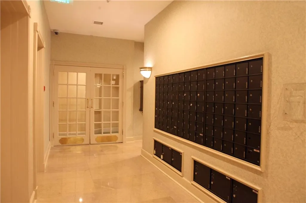 199 14th Street Ne Unit 812, Atlanta, Georgia 30309, 1 Bedroom Bedrooms, ,1 BathroomBathrooms,Residential,For Sale,199 14th Street Ne Unit 812,7644714