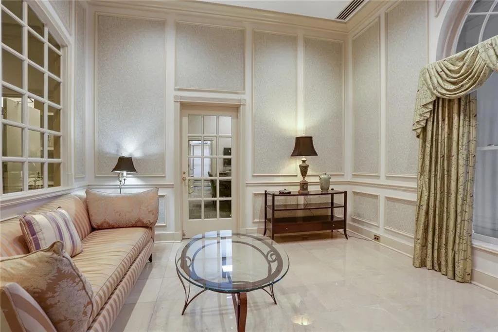 199 14th Street Ne Unit 812, Atlanta, Georgia 30309, 1 Bedroom Bedrooms, ,1 BathroomBathrooms,Residential,For Sale,199 14th Street Ne Unit 812,7644714