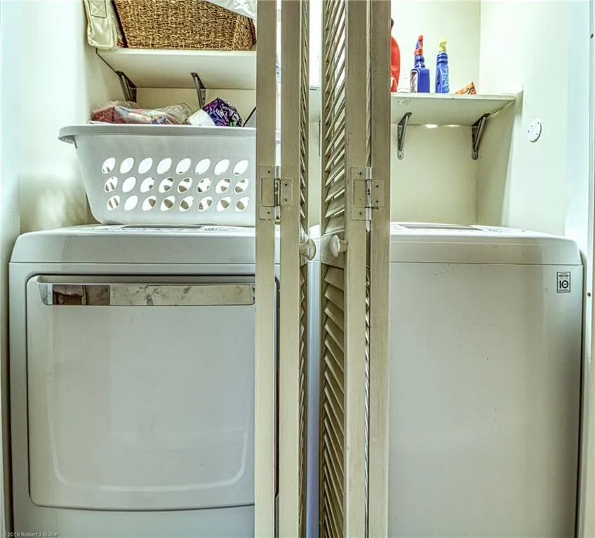 5160 Chemin De Vie, Sandy Springs, Georgia 30342, 2 Bedrooms Bedrooms, ,2 BathroomsBathrooms,Residential,Sold,5160 Chemin De Vie,6696132