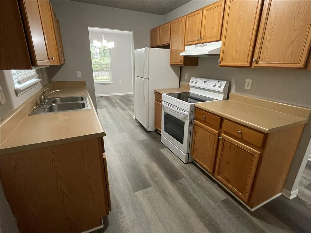 1061 5th Street Nw, Atlanta, Georgia 30318, 3 Bedrooms Bedrooms, ,1 BathroomBathrooms,Residential,For Sale,1061 5th Street Nw,7621256
