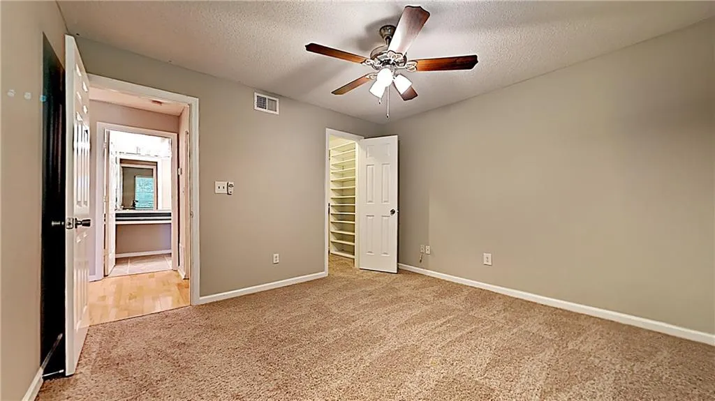 523 Granville Court, Sandy Springs, Georgia 30328, 1 Bedroom Bedrooms, ,1 BathroomBathrooms,Residential,Sold,523 Granville Court,6558244