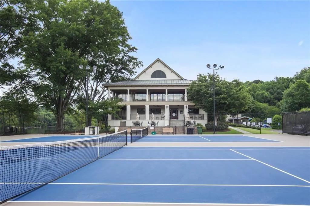 95 Cliffcreek Trace, Sandy Springs, Georgia 30350, 4 Bedrooms Bedrooms, ,3 BathroomsBathrooms,Residential,Sold,95 Cliffcreek Trace,6901815