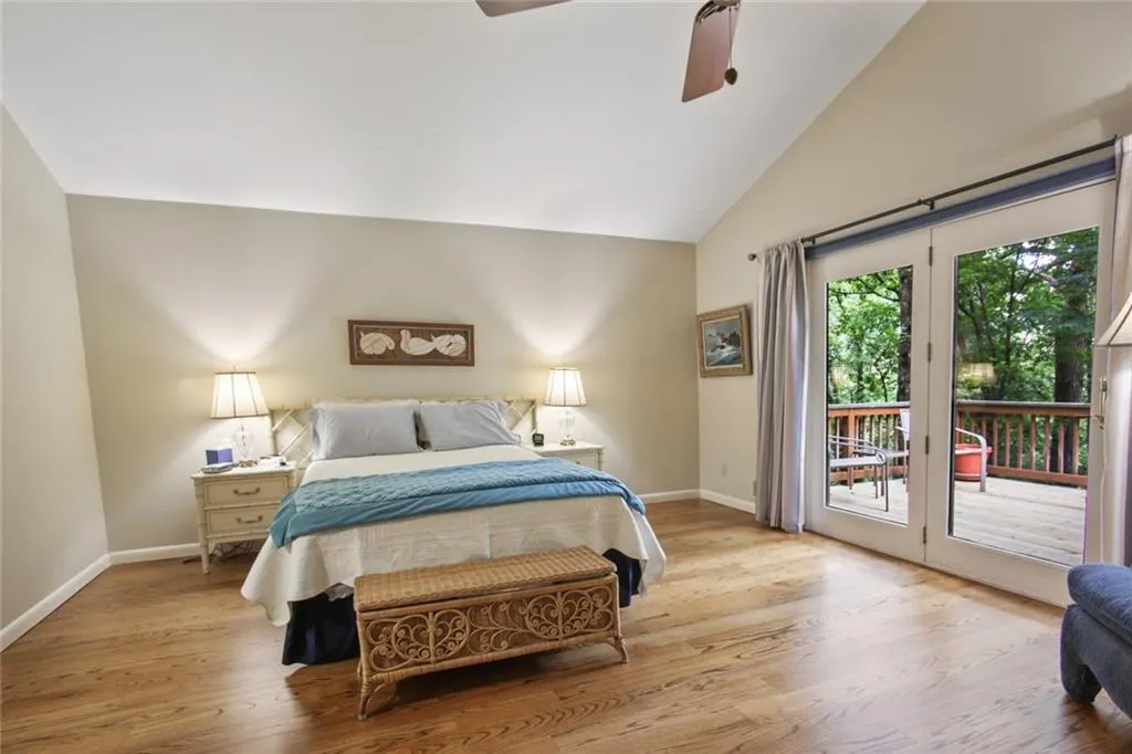 95 Cliffcreek Trace, Sandy Springs, Georgia 30350, 4 Bedrooms Bedrooms, ,3 BathroomsBathrooms,Residential,Sold,95 Cliffcreek Trace,6901815