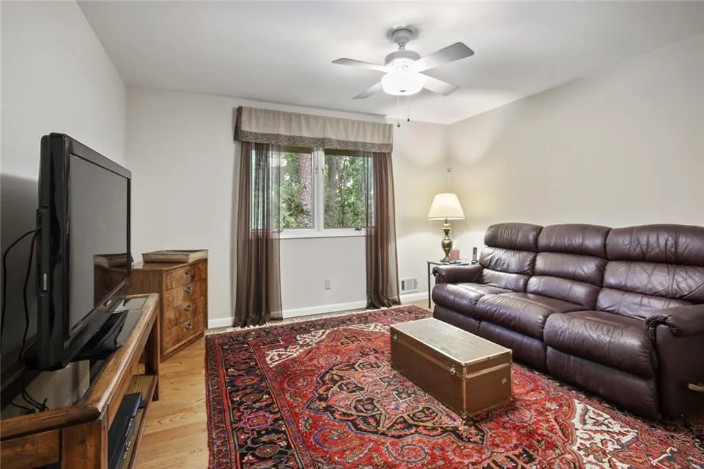 95 Cliffcreek Trace, Sandy Springs, Georgia 30350, 4 Bedrooms Bedrooms, ,3 BathroomsBathrooms,Residential,Sold,95 Cliffcreek Trace,6901815