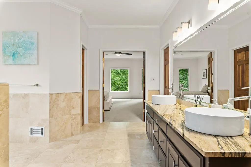 140 Wicksford Glen, Sandy Springs, Georgia 30350, 4 Bedrooms Bedrooms, ,4 BathroomsBathrooms,Residential,Sold,140 Wicksford Glen,6740812