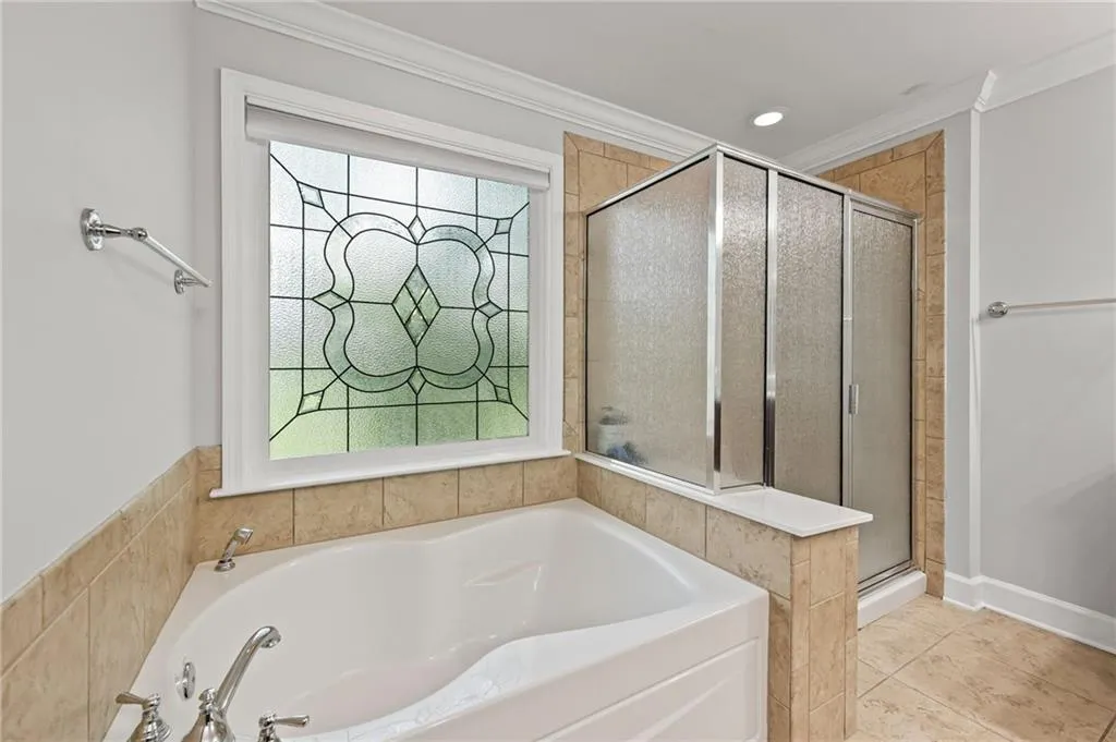 2873 Overlook Way Ne, Atlanta, Georgia 30324, 3 Bedrooms Bedrooms, ,3 BathroomsBathrooms,Residential,For Sale,2873 Overlook Way Ne,7601813