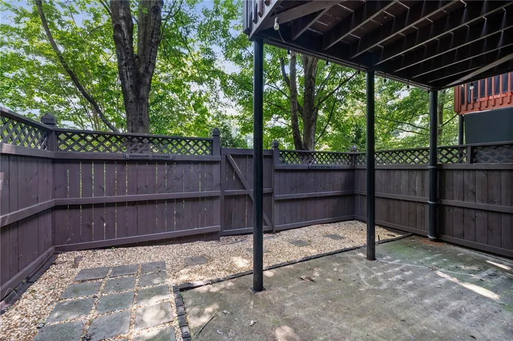 2873 Overlook Way Ne, Atlanta, Georgia 30324, 3 Bedrooms Bedrooms, ,3 BathroomsBathrooms,Residential,For Sale,2873 Overlook Way Ne,7601813