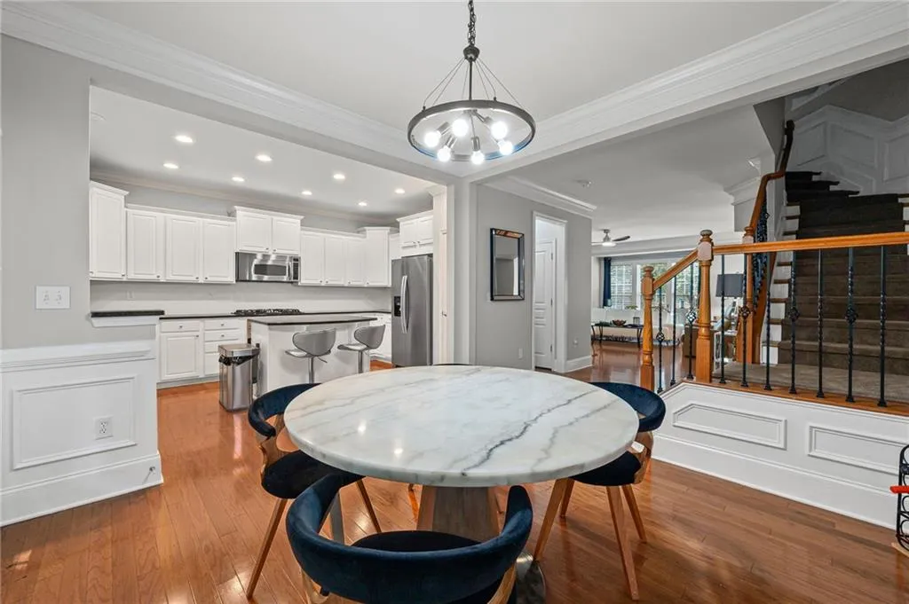 2873 Overlook Way Ne, Atlanta, Georgia 30324, 3 Bedrooms Bedrooms, ,3 BathroomsBathrooms,Residential,For Sale,2873 Overlook Way Ne,7601813