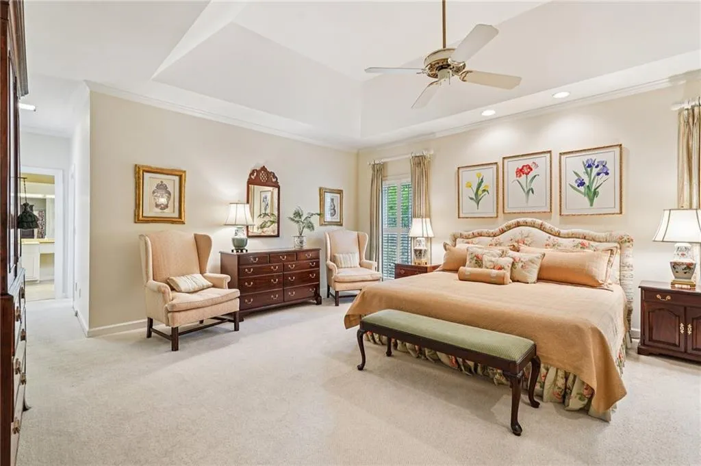 5315 N Powers Ferry Road, Atlanta, Georgia 30327, 5 Bedrooms Bedrooms, ,4 BathroomsBathrooms,Residential,For Sale,5315 N Powers Ferry Road,7638372