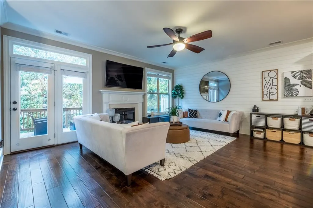 7690 Glisten Avenue, Atlanta, Georgia 30328, 4 Bedrooms Bedrooms, ,3 BathroomsBathrooms,Residential,Sold,7690 Glisten Avenue,6965454
