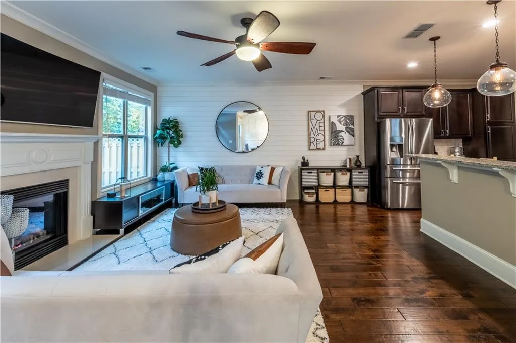 7690 Glisten Avenue, Atlanta, Georgia 30328, 4 Bedrooms Bedrooms, ,3 BathroomsBathrooms,Residential,Sold,7690 Glisten Avenue,6965454