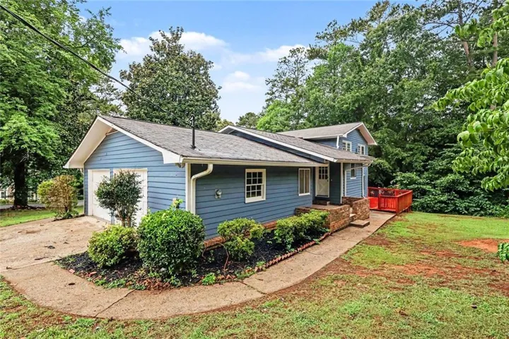 3348 Goldenchain Drive, Lithonia, Georgia 30038