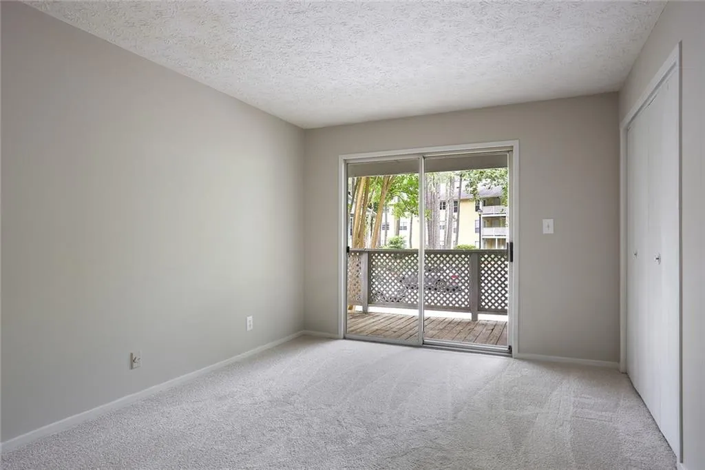 6800 Glenridge Drive Unit 6820g, Sandy Springs, Georgia 30328, 2 Bedrooms Bedrooms, ,1 BathroomBathrooms,Residential,Sold,6800 Glenridge Drive Unit 6820g,6568548