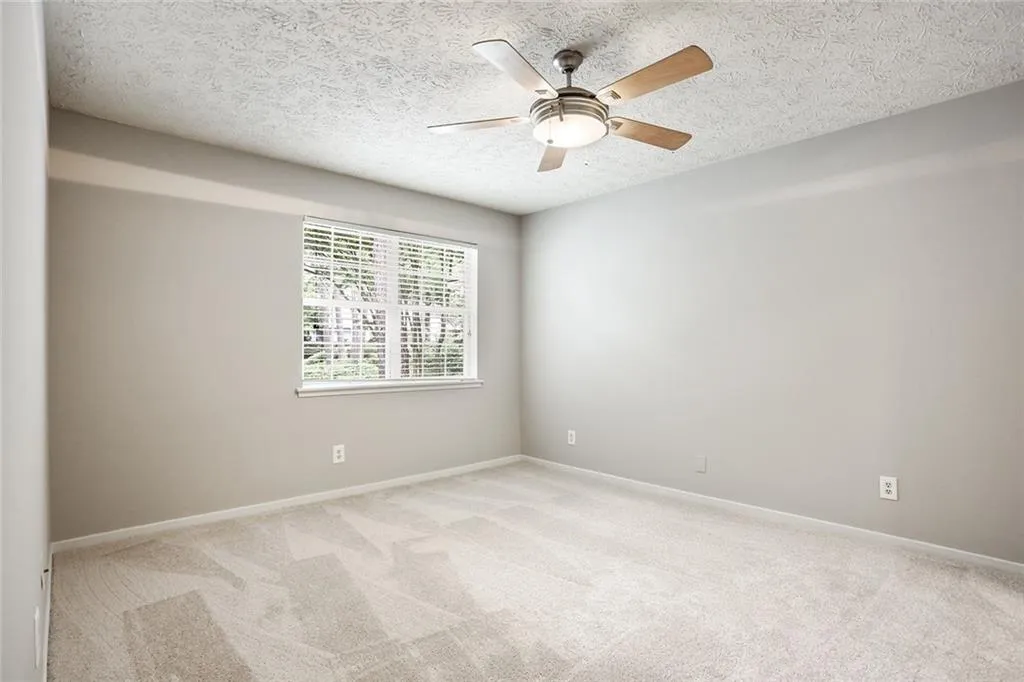 6800 Glenridge Drive Unit 6820g, Sandy Springs, Georgia 30328, 2 Bedrooms Bedrooms, ,1 BathroomBathrooms,Residential,Sold,6800 Glenridge Drive Unit 6820g,6568548