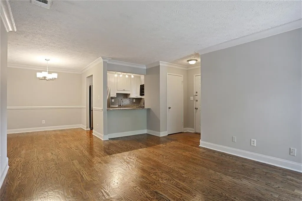 6800 Glenridge Drive Unit 6820g, Sandy Springs, Georgia 30328, 2 Bedrooms Bedrooms, ,1 BathroomBathrooms,Residential,Sold,6800 Glenridge Drive Unit 6820g,6568548