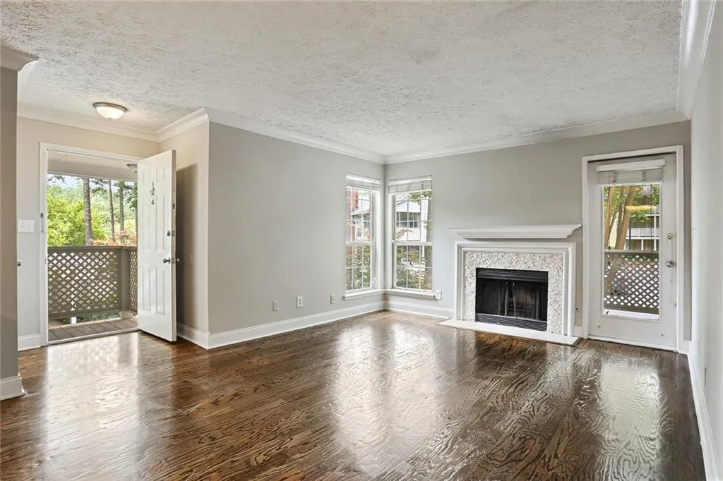 6800 Glenridge Drive Unit 6820g, Sandy Springs, Georgia 30328, 2 Bedrooms Bedrooms, ,1 BathroomBathrooms,Residential,Sold,6800 Glenridge Drive Unit 6820g,6568548