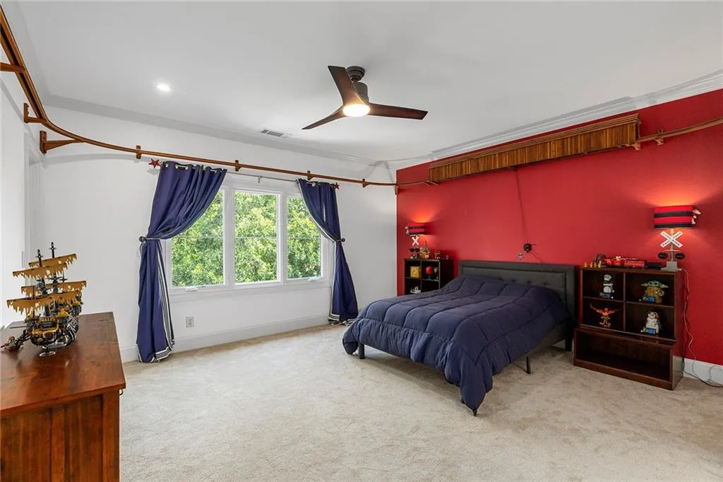 235 Helmsley Drive, Sandy Springs, Georgia 30327, 6 Bedrooms Bedrooms, ,5 BathroomsBathrooms,Residential,Sold,235 Helmsley Drive,7099830